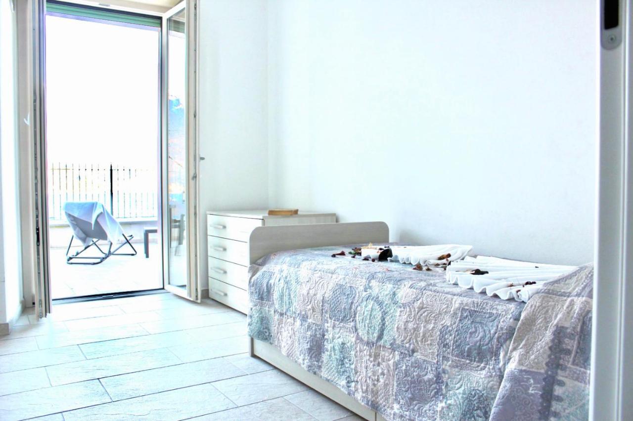 Romantic Dream On The Lake Apartment Лецено Екстериор снимка
